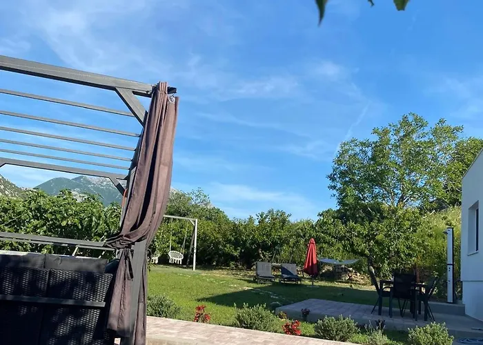Villa Emily